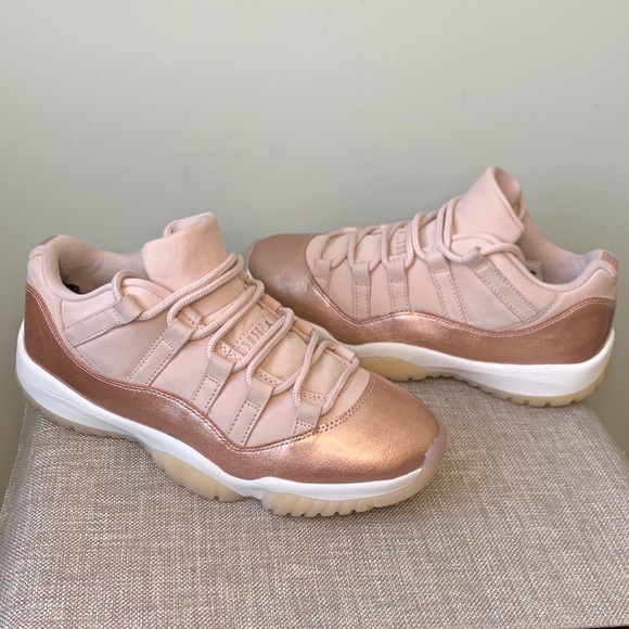 Jordan Shoes - Jordan 11 Low ‘Rose Gold’